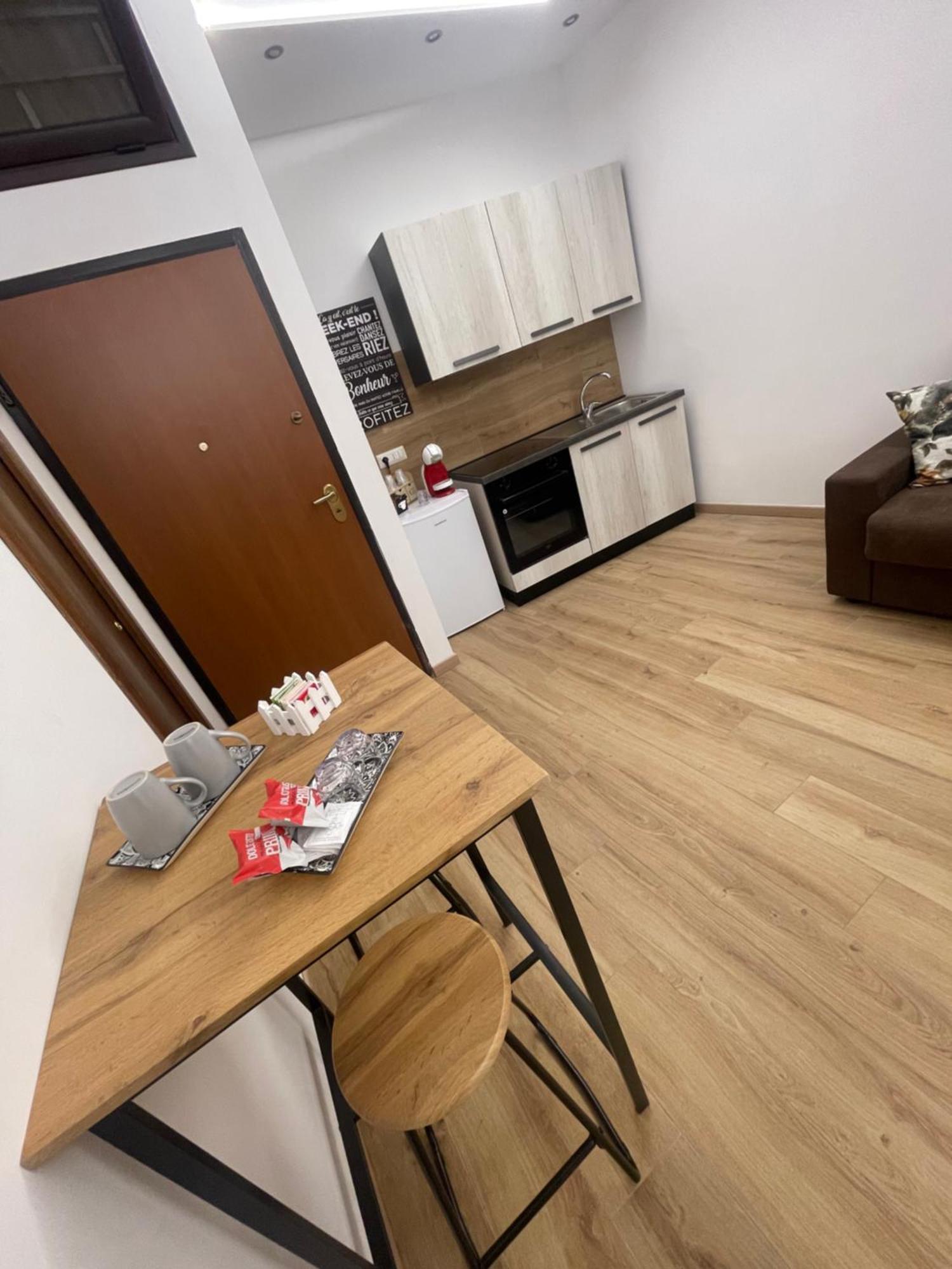 Le Mariancarve Central Apartments Crotone Esterno foto
